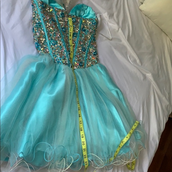 Terani couture 💃🏻PROM DRESS💃🏻SWEET 16💃🏻 - Picture 8 of 8